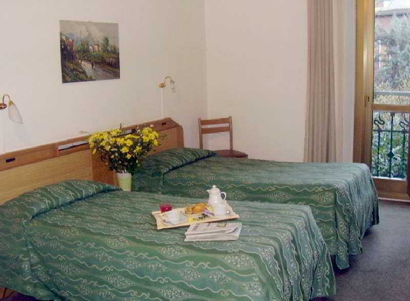 Hotel Adler Mediolan Zewnętrze zdjęcie