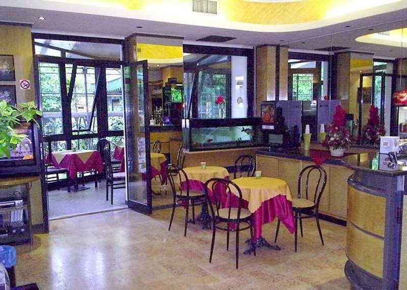 Hotel Adler Mediolan Zewnętrze zdjęcie
