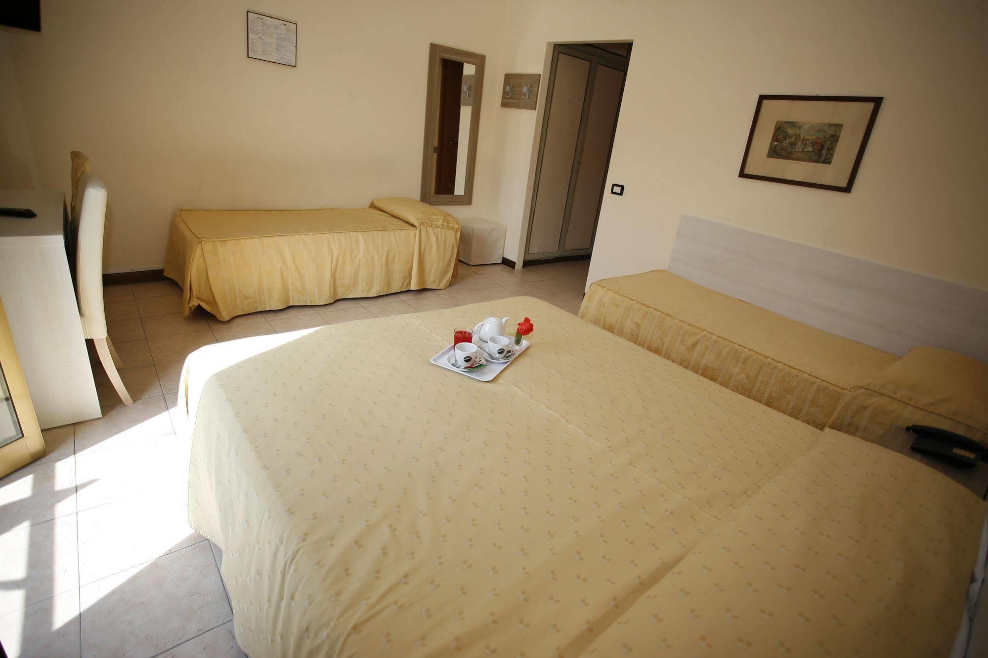 Hotel Adler Mediolan Zewnętrze zdjęcie