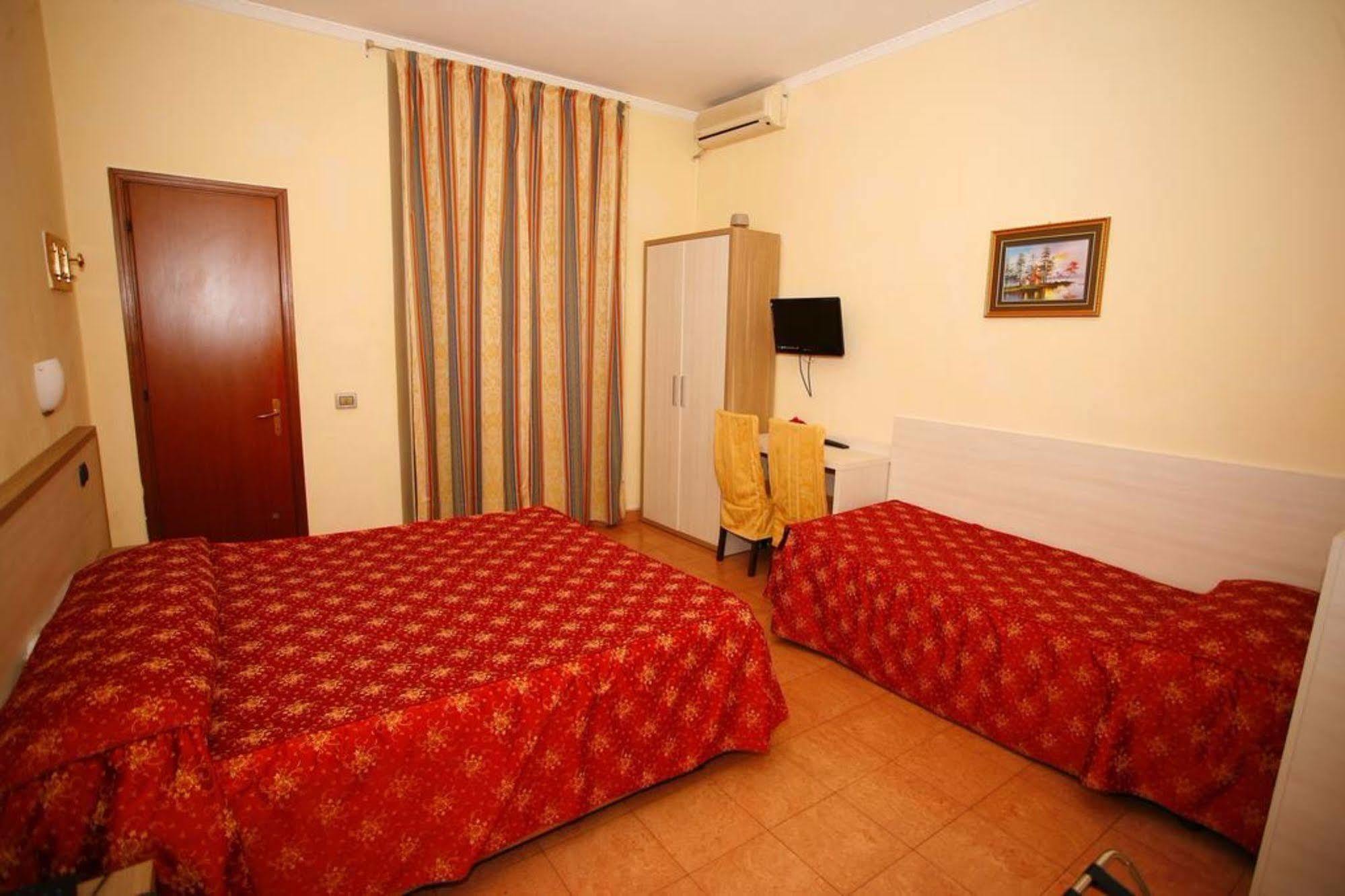 Hotel Adler Mediolan Zewnętrze zdjęcie